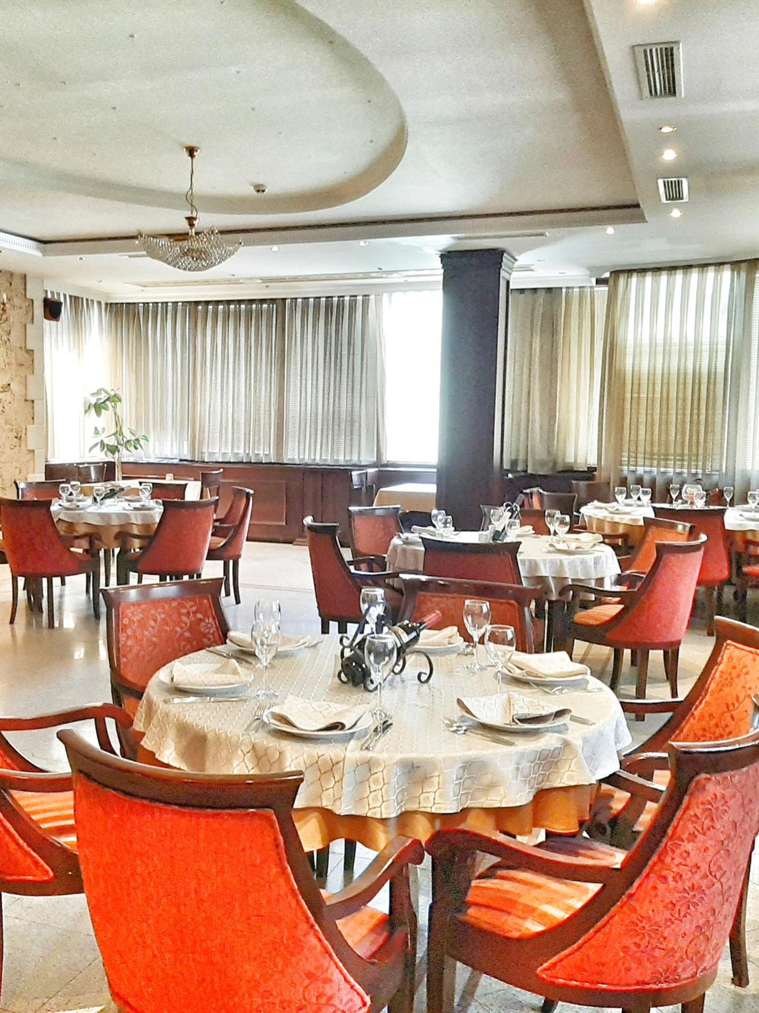 Gm Apart Hotel Ni Buitenkant foto